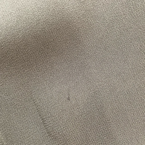 Aritzia Babaton Cropped Cohen pant- size 8. Worn a few times. Army green - Picture 6 of 9